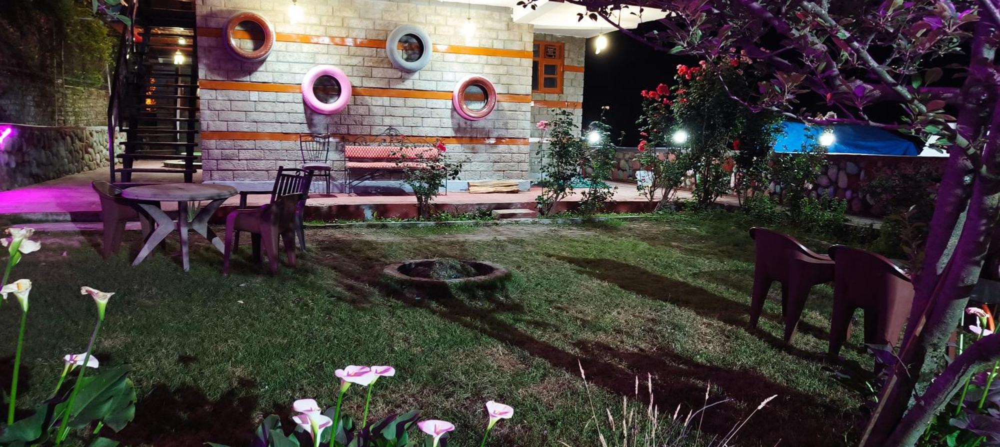 Melody Orchard Cottage Jagatsukh Exterior photo