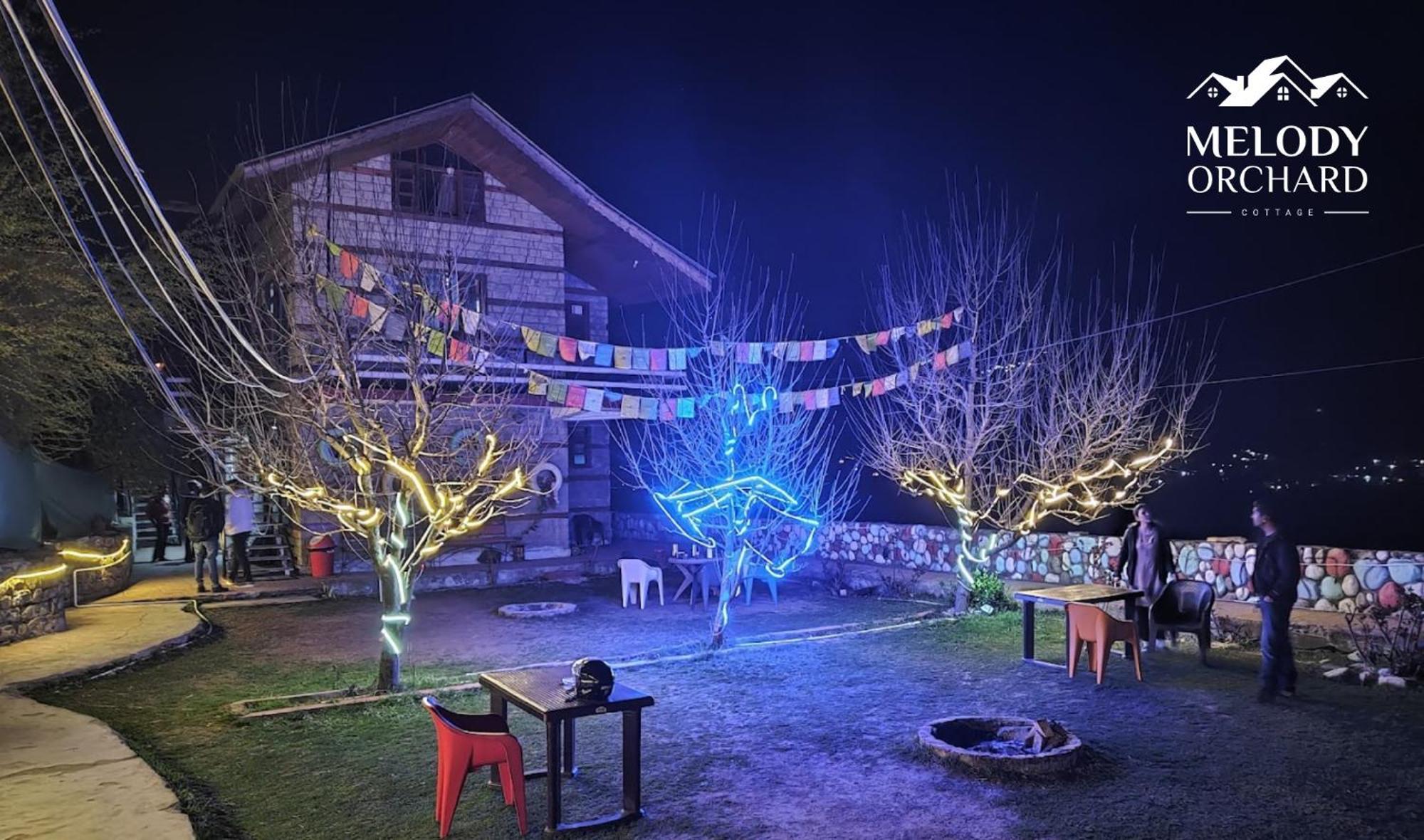 Melody Orchard Cottage Jagatsukh Exterior photo